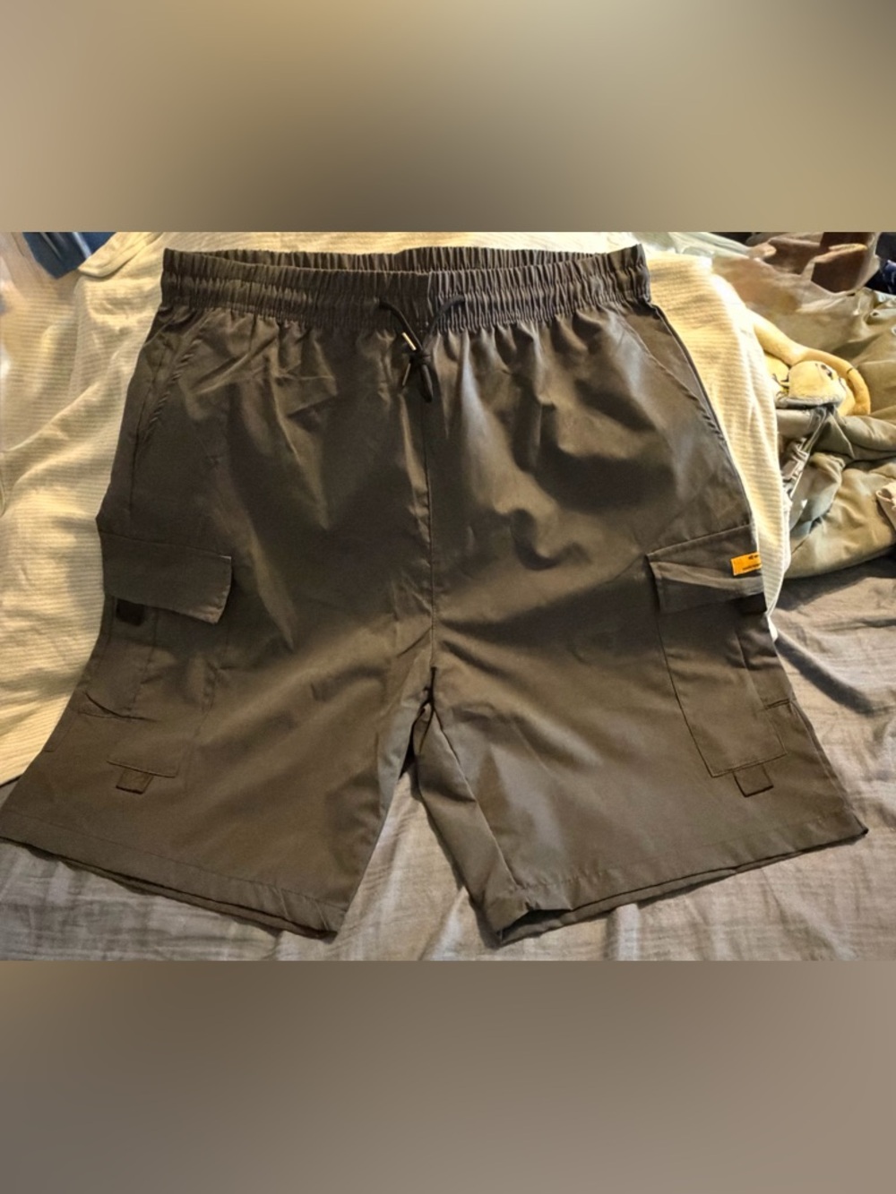 Men's grey Cargo Shorts with Drawstring